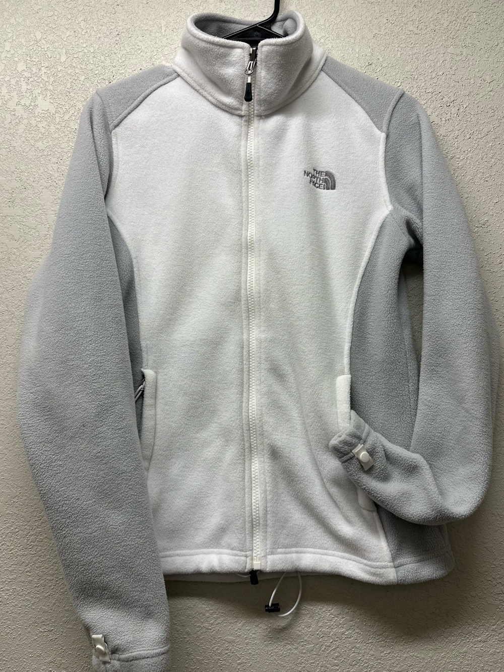 The North Face Women's White and Gray Fleece Jacket